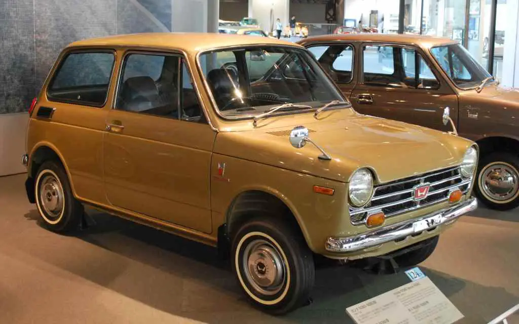 A 1969 Honda N360, on display in 2008. From Wikimedia Commons.