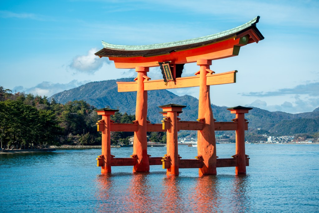 Torii gate, Itsukushima Shrine, Miyajima. By JordyMeow at Wikipedia (CC BY-SA 4.0)