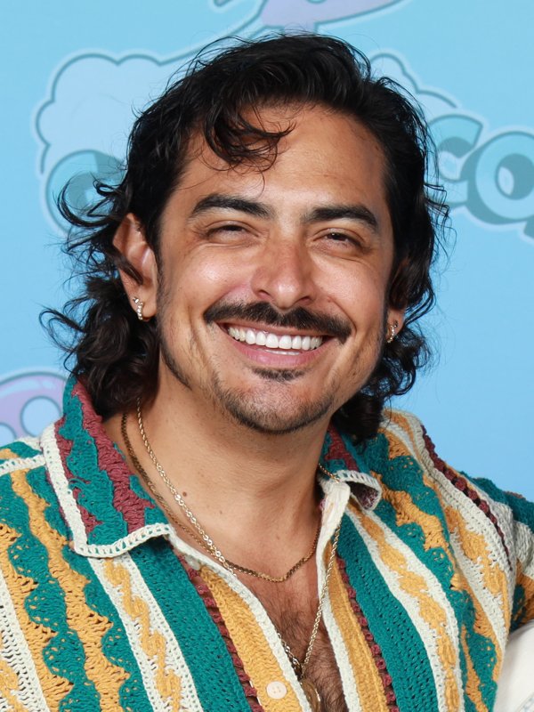 Robbie Daymond